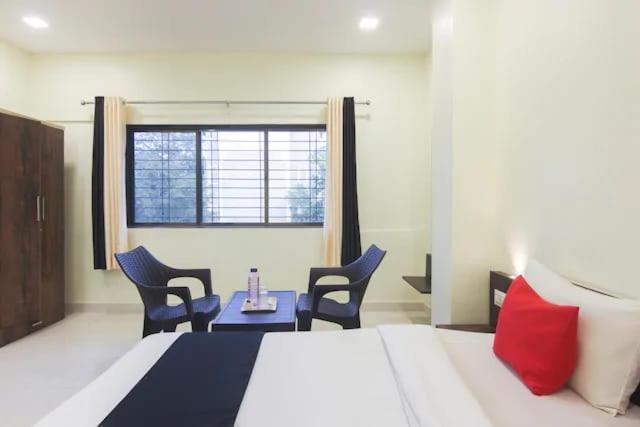 The Living Space Лонавла Екстер'єр фото
